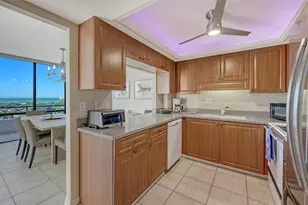 5300 Ocean Blvd, Sarasota, FL 34242 - Photo 11