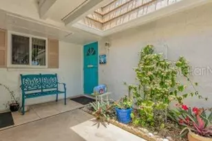 2016 Riverbluff Pkwy, Sarasota, FL 34231 - Photo 7