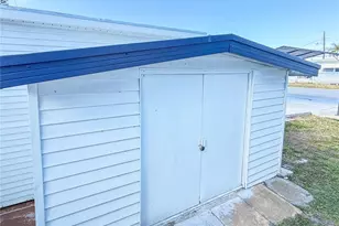 704 49th Ave Terrace W, Bradenton, FL 34207 - Photo 5