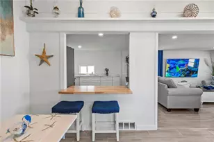 704 49th Ave Terrace W, Bradenton, FL 34207 - Photo 9