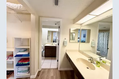 5124 Harpers Croft #7, Sarasota, FL 34235 - Photo 33