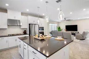 5249 Savino Cir, Palmetto, FL 34221 - Photo 5