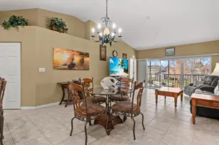 7040 Strand Cir, Bradenton, FL 34203 - Photo 5