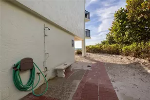 5608 Gulf Dr, Holmes Beach, FL 34217 - Photo 27