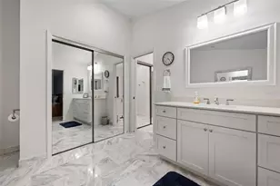 6964 Country Lakes Cir, Sarasota, FL 34243 - Photo 33