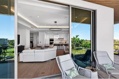 1591 Gulf Of Mexico Drive #412, Longboat Key, FL 34228 - Photo 29