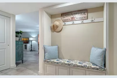 1750 Benjamin Franklin Drive #9C, Sarasota, FL 34236 - Photo 5