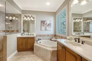 7325 Lake Forest Gln, Lakewood Ranch, FL 34202 - Photo 27