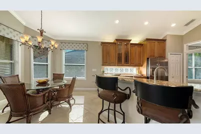 7325 Lake Forest Glen, Lakewood Ranch, FL 34202 - Photo 21