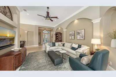 7325 Lake Forest Glen, Lakewood Ranch, FL 34202 - Photo 13