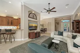 7325 Lake Forest Gln, Lakewood Ranch, FL 34202 - Photo 15
