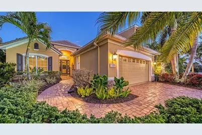 7325 Lake Forest Glen, Lakewood Ranch, FL 34202 - Photo 1