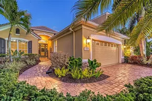 7325 Lake Forest Gln, Lakewood Ranch, FL 34202 - Photo 1