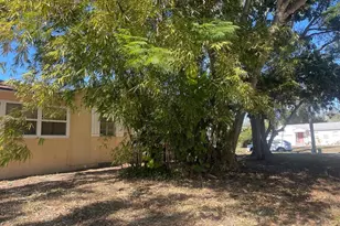 1900 26th Ave N, Saint Petersburg, FL 33713 - Photo 3