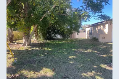 1900 26th Avenue N, Saint Petersburg, FL 33713 - Photo 5