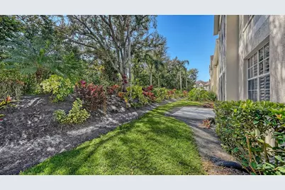 4240 Breezeway Boulevard #310, Sarasota, FL 34238 - Photo 47