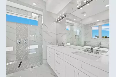 635 Jungle Queen Way, Longboat Key, FL 34228 - Photo 25