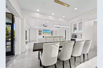 635 Jungle Queen Way, Longboat Key, FL 34228 - Photo 13