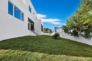 635 Jungle Queen Way, Longboat Key, FL 34228 - Photo 43