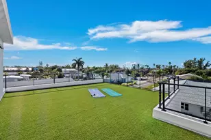635 Jungle Queen Way, Longboat Key, FL 34228 - Photo 31