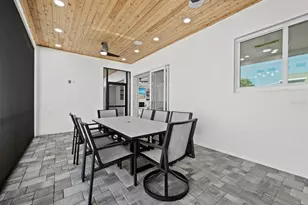 635 Jungle Queen Way, Longboat Key, FL 34228 - Photo 21