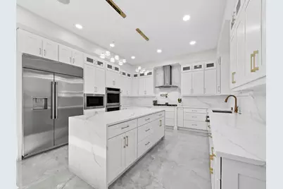 635 Jungle Queen Way, Longboat Key, FL 34228 - Photo 15