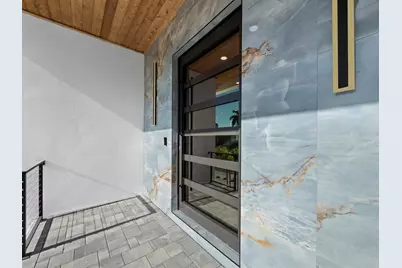 635 Jungle Queen Way, Longboat Key, FL 34228 - Photo 7