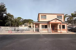 3980 Mediterranea Cir, Sarasota, FL 34233 - Photo 43