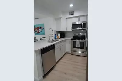 16077 Dawnview Drive, Tampa, FL 33624 - Photo 15