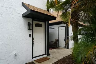 16077 Dawnview Dr, Tampa, FL 33624 - Photo 3