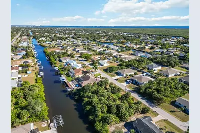 18034 Avonsdale, Port Charlotte, FL 33948 - Photo 9