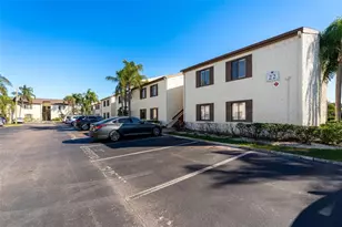 724 115th Ave N, Saint Petersburg, FL 33716 - Photo 1