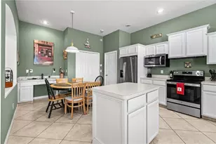 4805 Bookelia Cir, Bradenton, FL 34203 - Photo 7