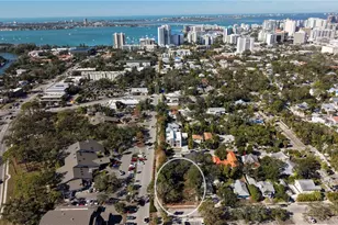 654 Lafayette Ct, Sarasota, FL 34236 - Photo 1