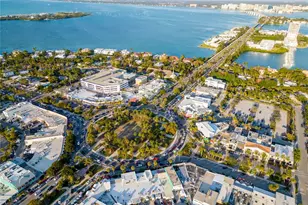 16418 Winburn Dr, Sarasota, FL 34240 - Photo 39