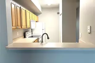 5701 Bentgrass Dr, Sarasota, FL 34235 - Photo 7