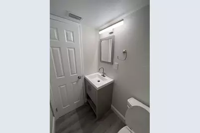 3232 Fruitville Road, Sarasota, FL 34237 - Photo 3