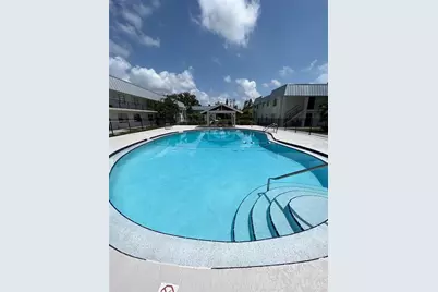 3232 Fruitville Road, Sarasota, FL 34237 - Photo 9