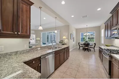 7270 Lismore Court, Lakewood Ranch, FL 34202 - Photo 17