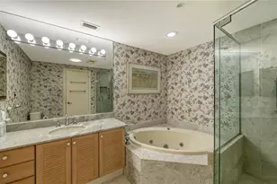 585 Sanctuary Dr, Longboat Key, FL 34228 - Photo 21