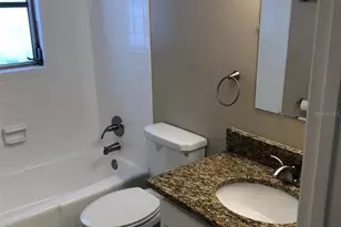 2023 Hyde Park St, Sarasota, FL 34239 - Photo 9