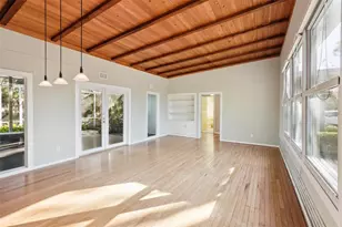 349 Scott Ave, Sarasota, FL 34243 - Photo 9