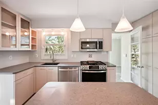 349 Scott Ave, Sarasota, FL 34243 - Photo 17