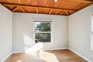 349 Scott Ave, Sarasota, FL 34243 - Photo 27