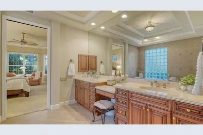 7512 Abbey Glen, Lakewood Ranch, FL 34202 - Photo 35