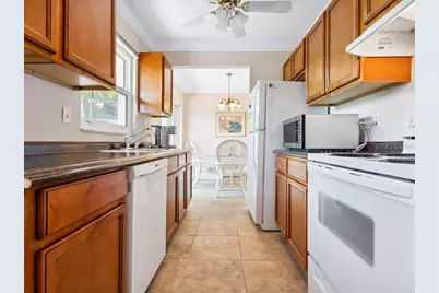 2153 Pueblo Circle #V14, Sarasota, FL 34231 - Photo 9