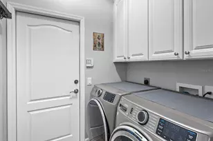 7052 Woodmore Terrace, Lakewood Ranch, FL 34202 - Photo 27