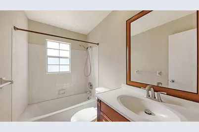 2425 Aspinwall Street #2425, Sarasota, FL 34237 - Photo 17