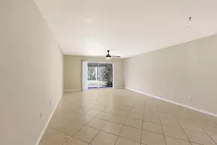 2425 Aspinwall St, Sarasota, FL 34237 - Photo 5