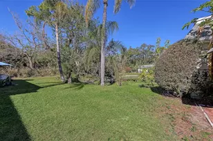 2425 Aspinwall St, Sarasota, FL 34237 - Photo 25